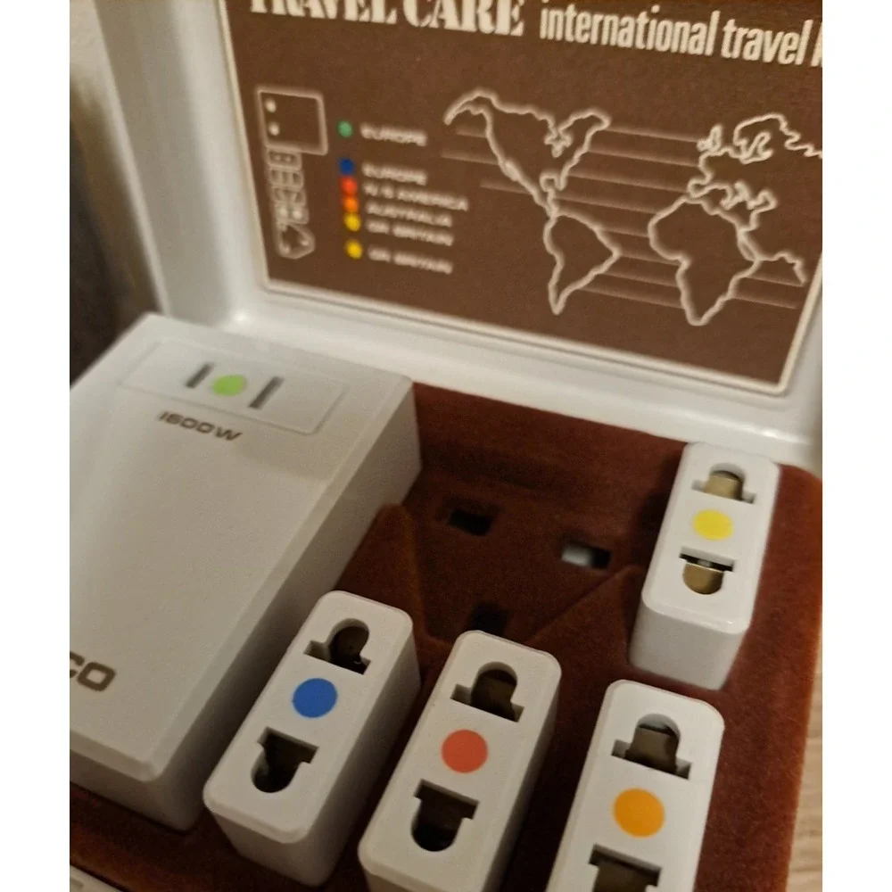 Norelco Travel Care TK1 Plug International European Travel Converter Adapter Kit